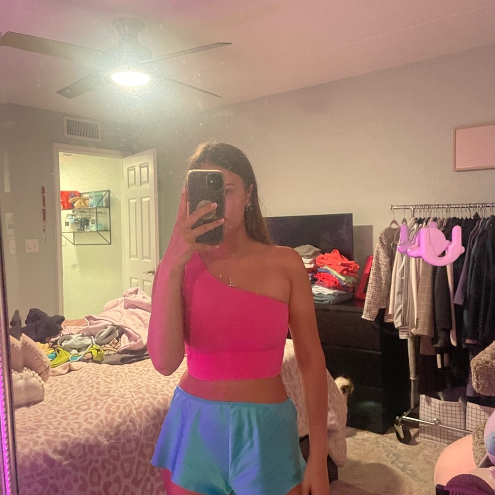 Lululemon One Shoulder Sports Bra - Sonic Pink Size 4 - Picture 5 of 9